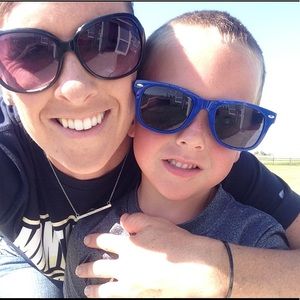 Meet your Posher, Kelly